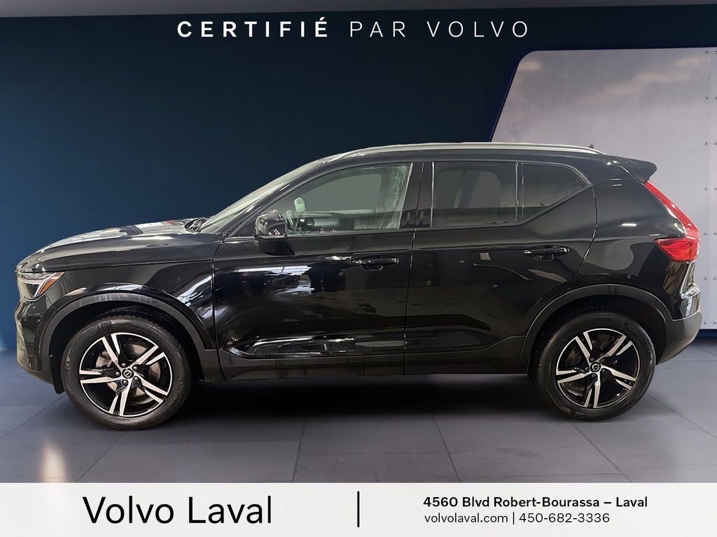 Volvo XC40 Core 2023-4