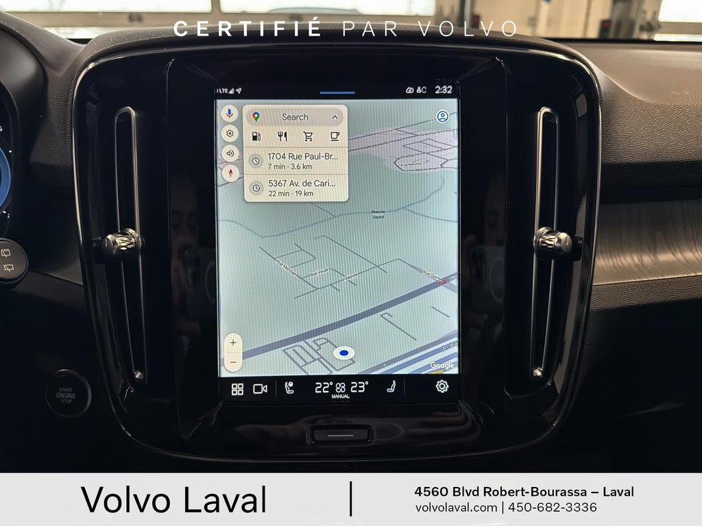 2024 Volvo XC40 Ultimate Dark Theme in Brossard, Quebec - 15 - w1024h768px