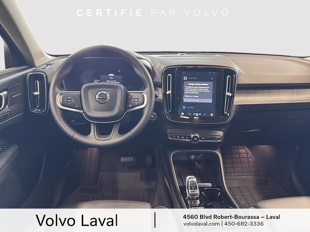 2024 Volvo XC40 Ultimate Dark Theme in Brossard, Quebec - 10 - w1024h768px