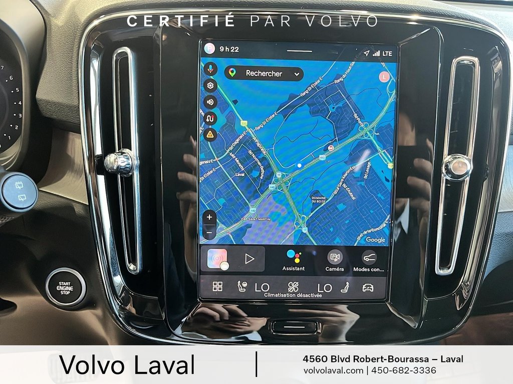 2025 Volvo XC40 Ultra Dark Theme in Brossard, Quebec - 17 - w1024h768px