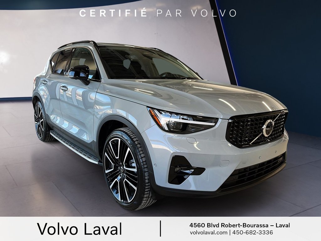 2025 Volvo XC40 Ultra Dark Theme in Brossard, Quebec - 3 - w1024h768px