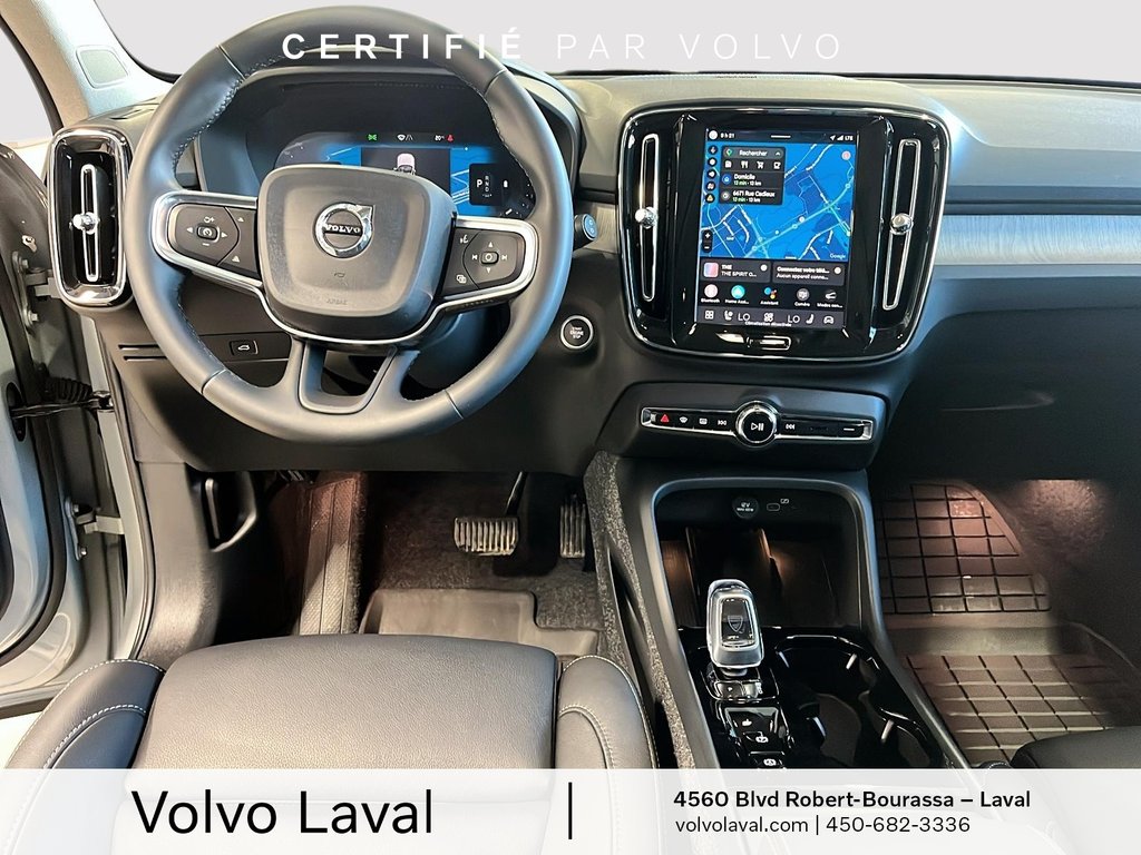 2025 Volvo XC40 Ultra Dark Theme in Brossard, Quebec - 13 - w1024h768px