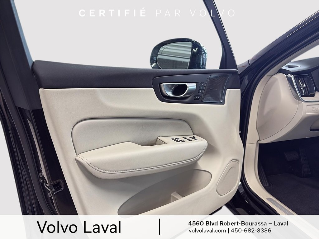 Volvo XC60 HYBRIDE RECHARGEABLE Ultimate Dark Theme 2024 à Laval, Québec - 11 - w1024h768px
