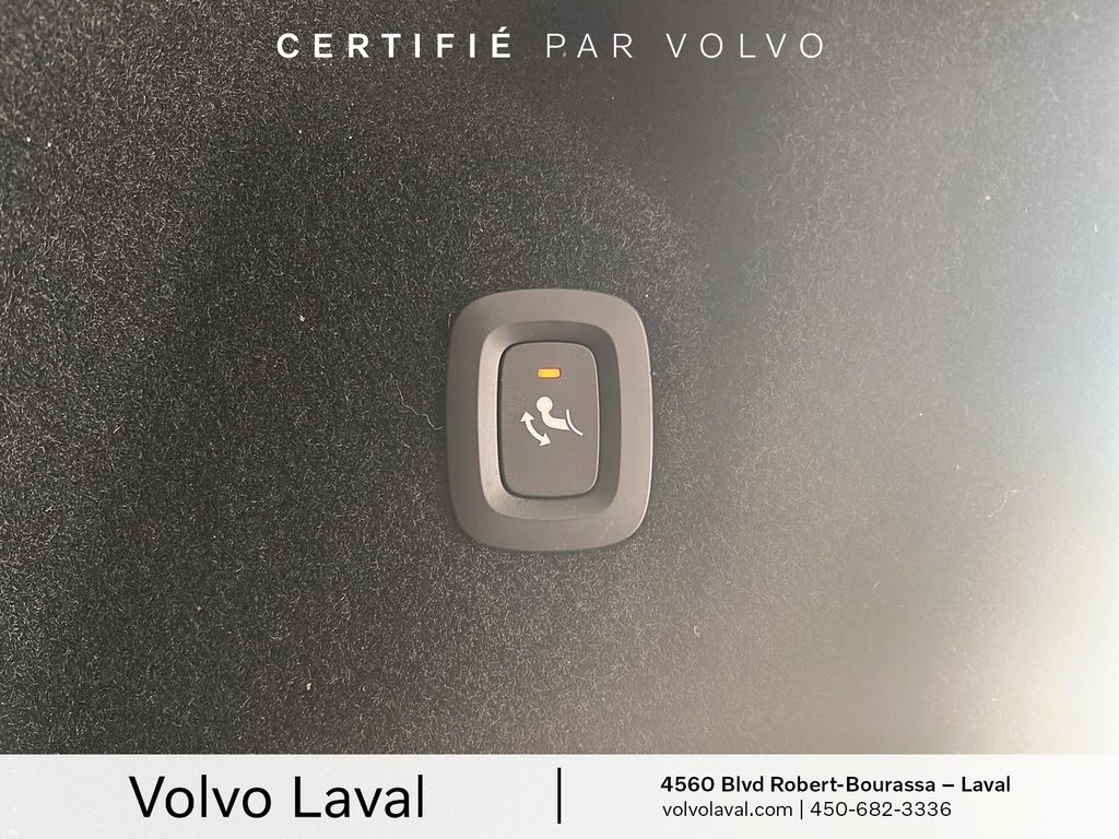 2022 Volvo XC60 Recharge R-Design in Laval, Quebec - 20 - w1024h768px