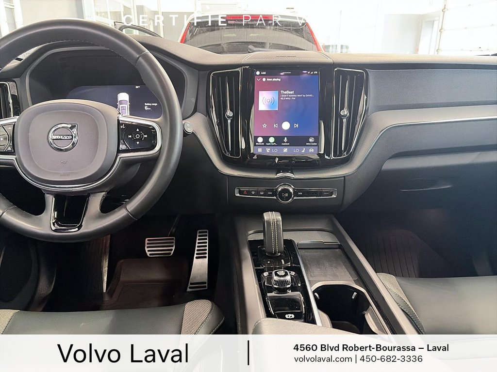 Volvo XC60 Recharge R-Design 2022 à Laval, Québec - 8 - w1024h768px