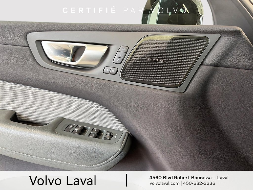 Volvo XC60 Recharge R-Design 2022 à Laval, Québec - 13 - w1024h768px