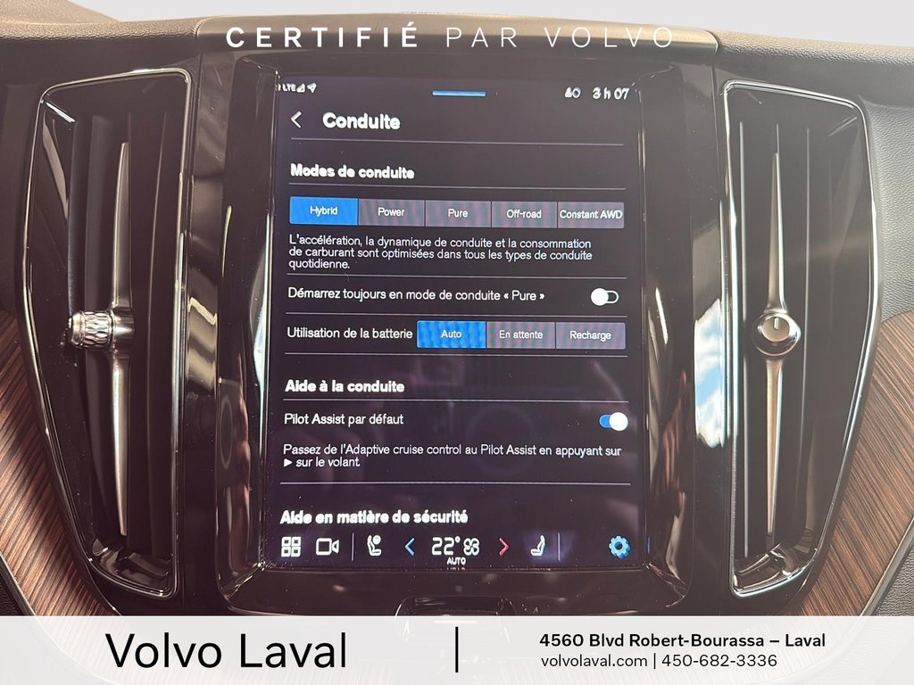 Volvo XC60 Recharge Plus Dark Theme 2023 à Laval, Québec - 20 - w1024h768px