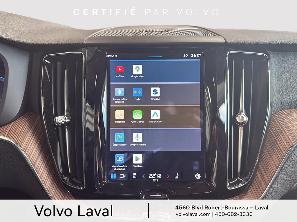 Volvo XC60 Recharge Plus Dark Theme 2023 à Laval, Québec - 17 - w1024h768px