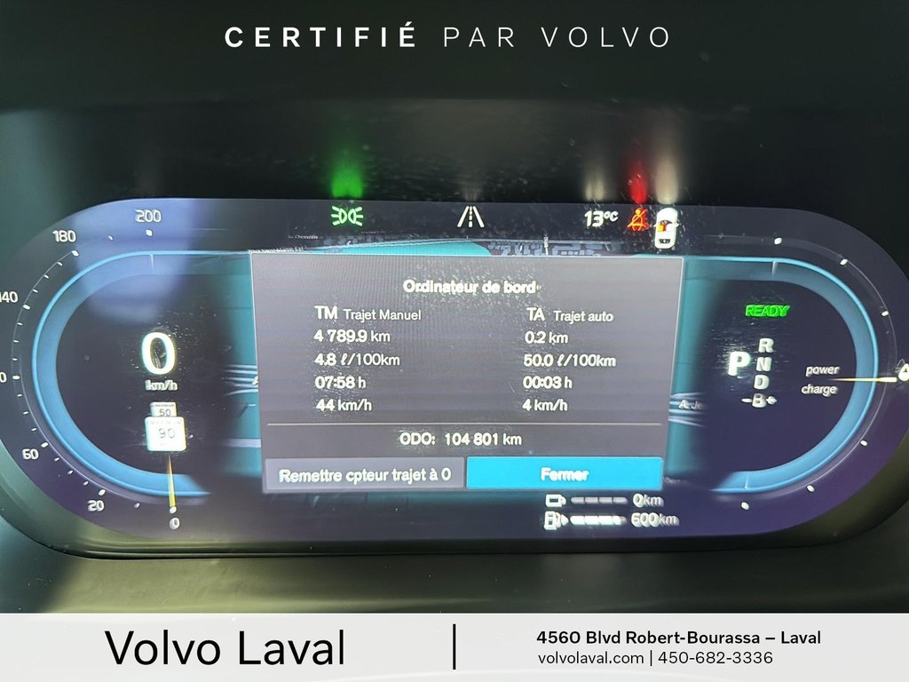 Volvo XC60 Recharge Ultimate Bright Theme 2023 à Laval, Québec - 13 - w1024h768px