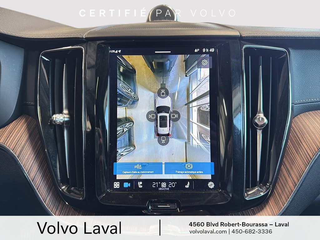 Volvo XC60 Recharge Ultimate Bright Theme 2023 à Laval, Québec - 14 - w1024h768px