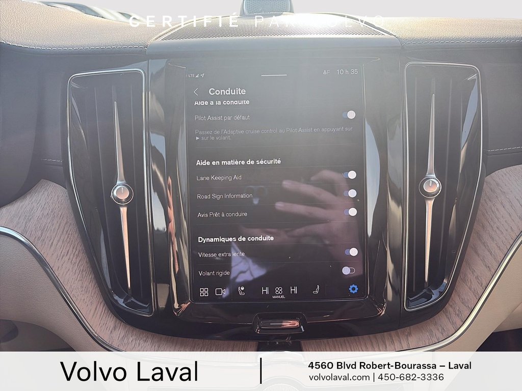 2023 Volvo XC60 Recharge Ultimate Bright Theme in Brossard, Quebec - 24 - w1024h768px