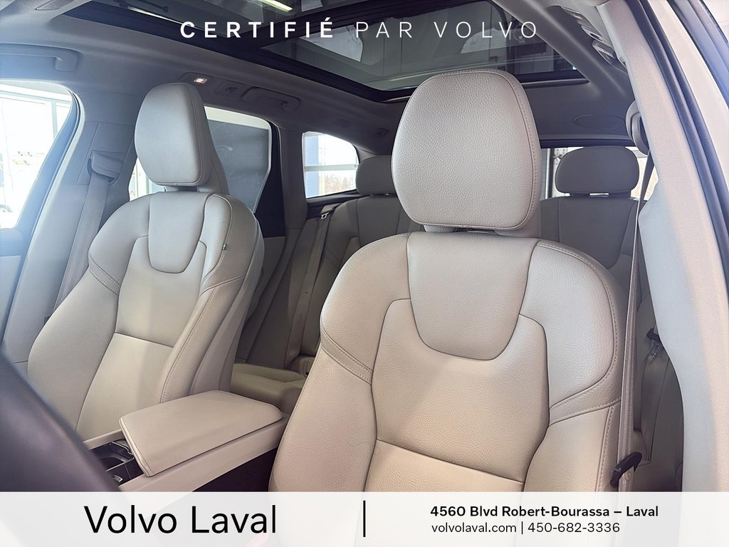 Volvo XC60 Recharge Plus Dark Theme 2024-7