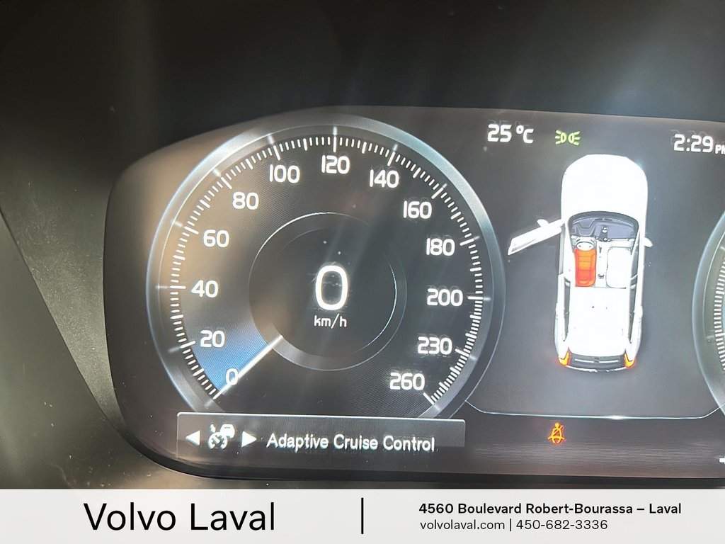 Volvo XC60 Inscription 2020 à Laval, Québec - 18 - w1024h768px
