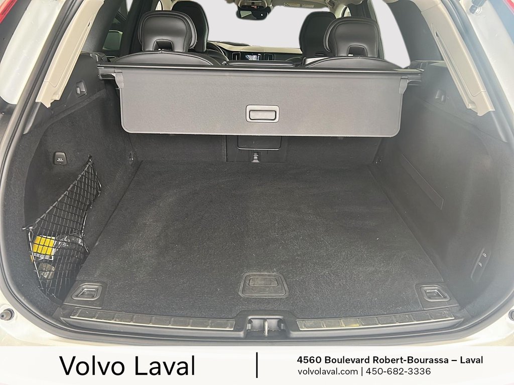 Volvo XC60 Inscription 2020 à Laval, Québec - 21 - w1024h768px