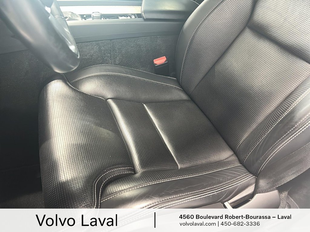 Volvo XC60 Inscription 2020 à Laval, Québec - 8 - w1024h768px