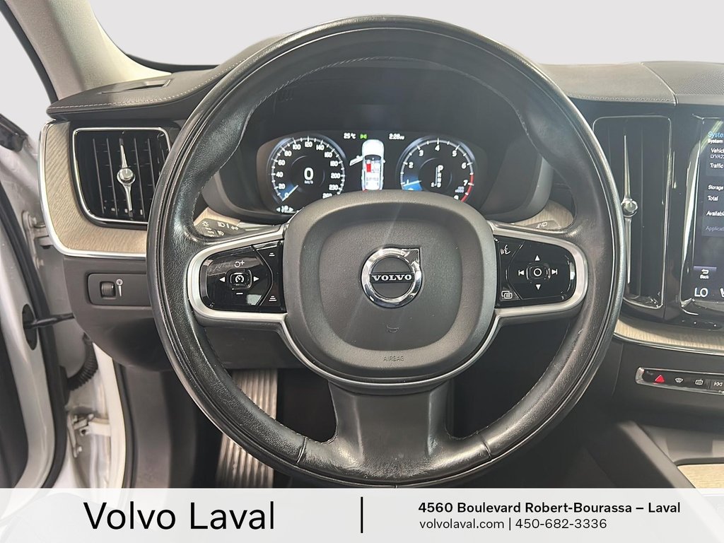 Volvo XC60 Inscription 2020 à Laval, Québec - 11 - w1024h768px