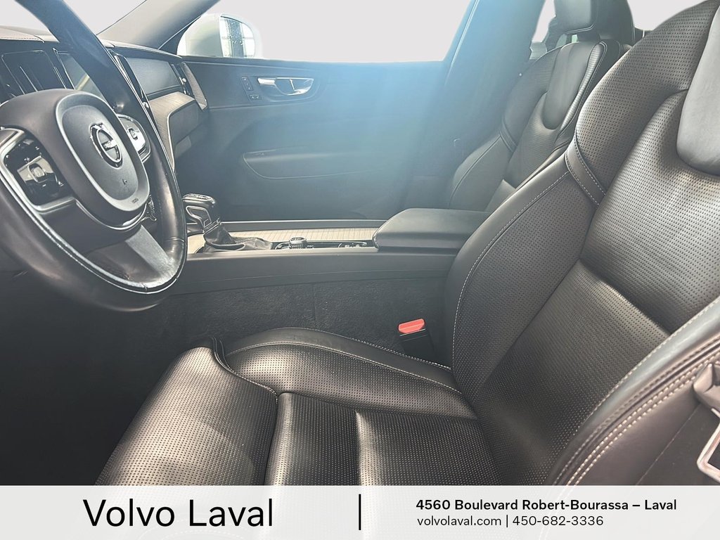 Volvo XC60 Inscription 2020 à Laval, Québec - 9 - w1024h768px