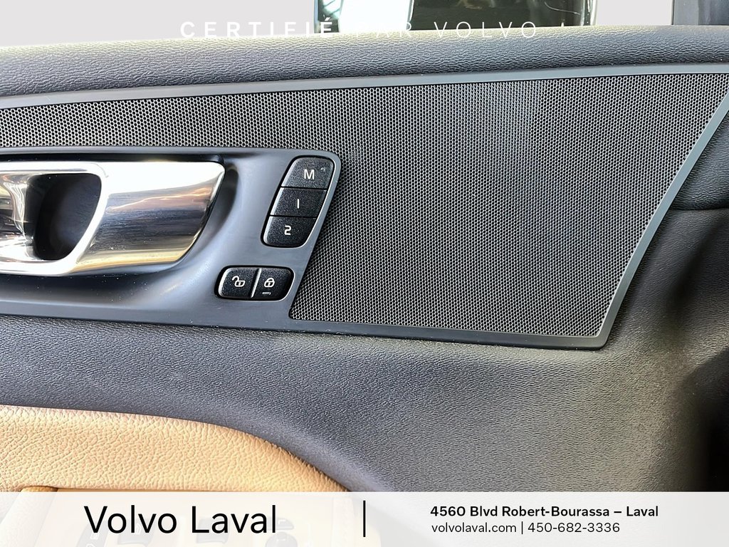 Volvo XC60 Momentum 2020 à Brossard, Québec - 14 - w1024h768px