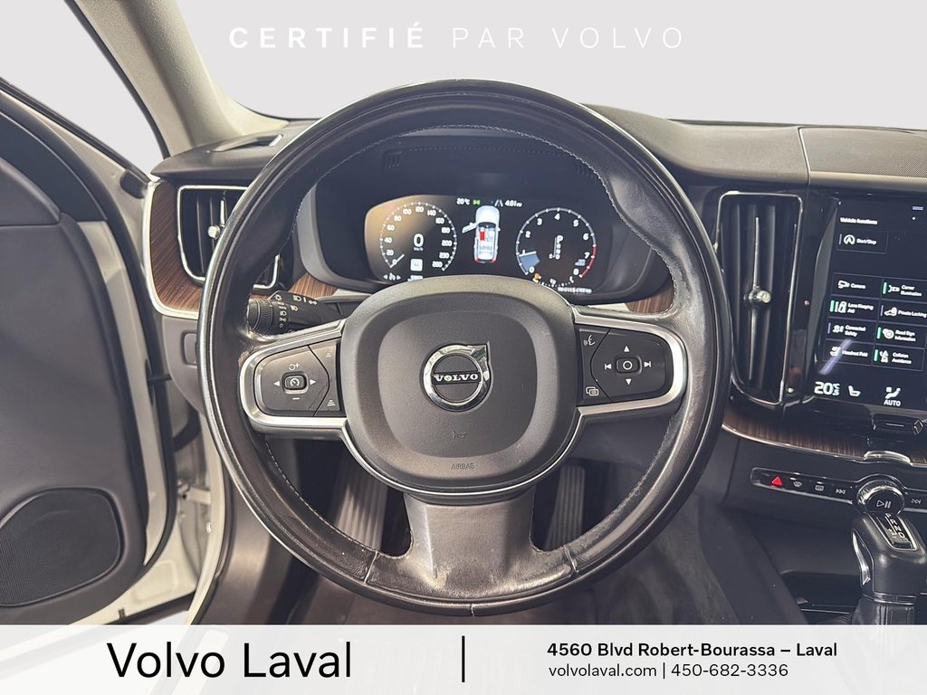 2021 Volvo XC60 Momentum in Laval, Quebec - 12 - w1024h768px
