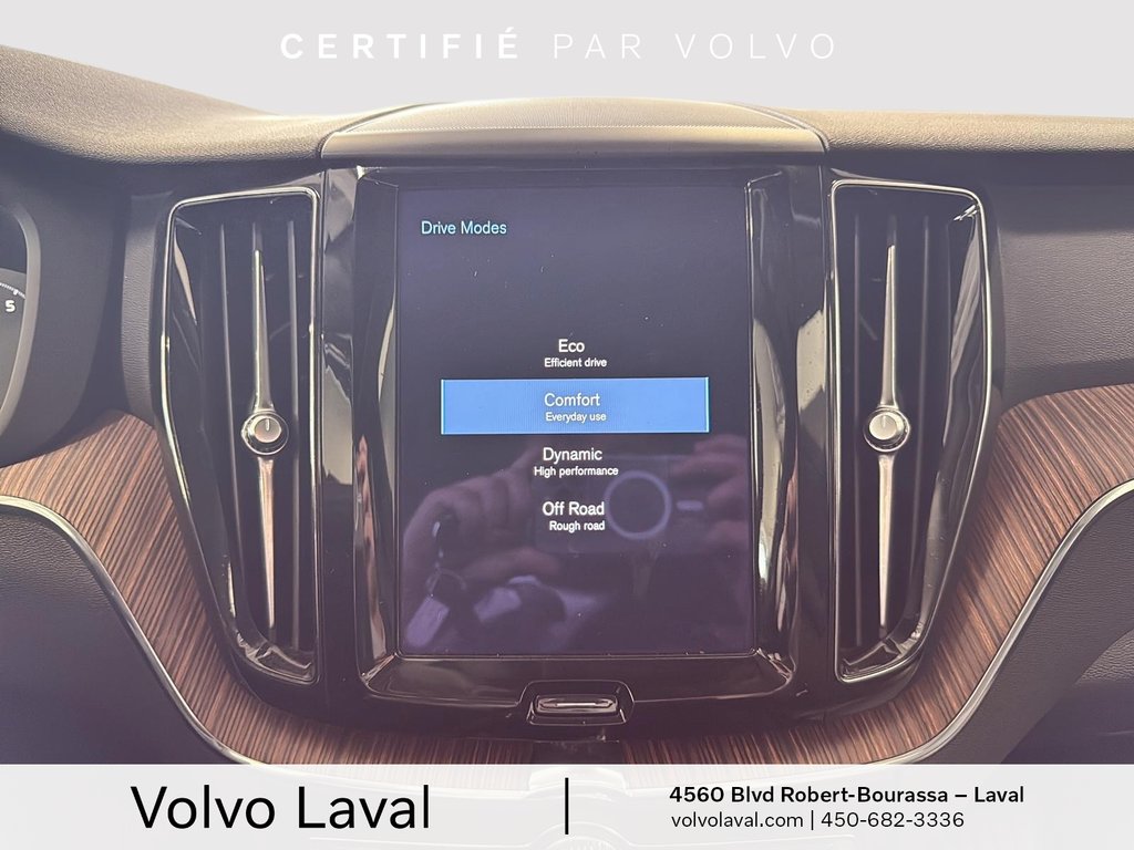 2021 Volvo XC60 Momentum in Laval, Quebec - 15 - w1024h768px