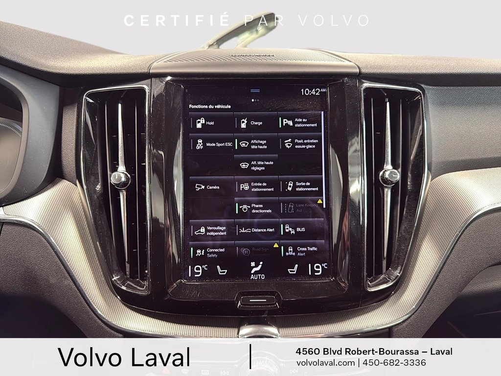 2021 Volvo XC60 R-Design in Laval, Quebec - 11 - w1024h768px