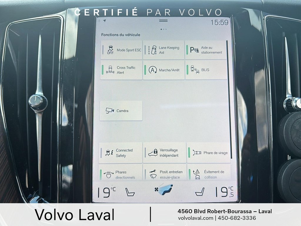 2021 Volvo XC60 Momentum in Laval, Quebec - 8 - w1024h768px