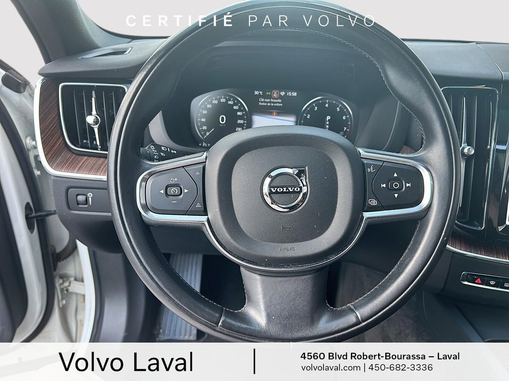 2021 Volvo XC60 Momentum in Laval, Quebec - 6 - w1024h768px