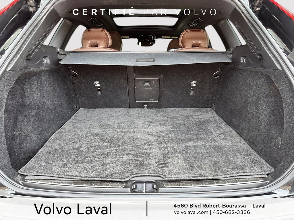 2021 Volvo XC60 Momentum in Laval, Quebec - 22 - w1024h768px