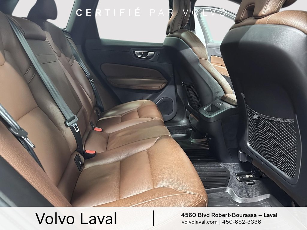 Volvo XC60 Momentum 2021-7