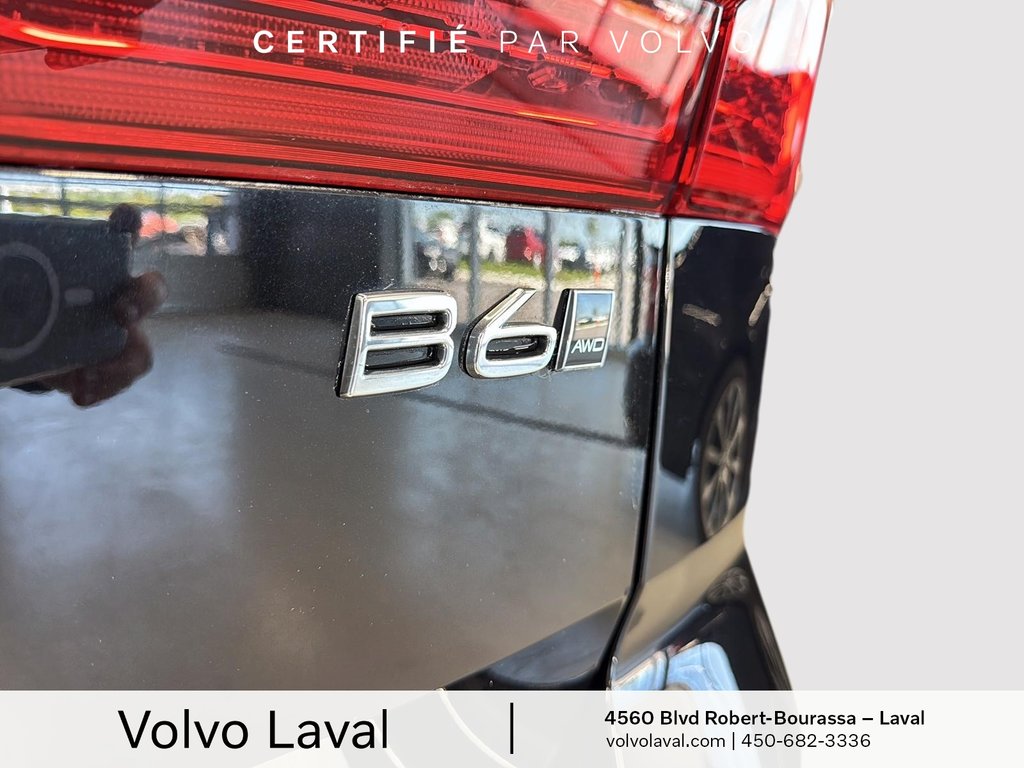 Volvo XC60 R-Design 2022 à Laval, Québec - 19 - w1024h768px