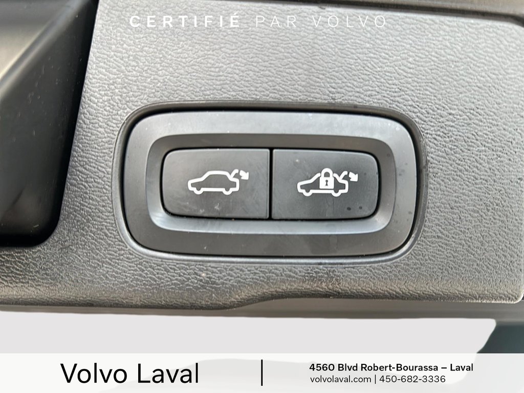 Volvo XC60 Inscription 2022 à Laval, Québec - 19 - w1024h768px