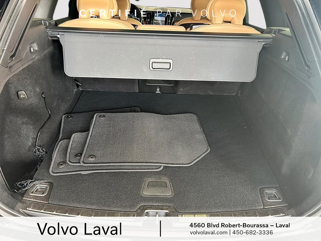 Volvo XC60 Inscription 2022 à Laval, Québec - 18 - w1024h768px