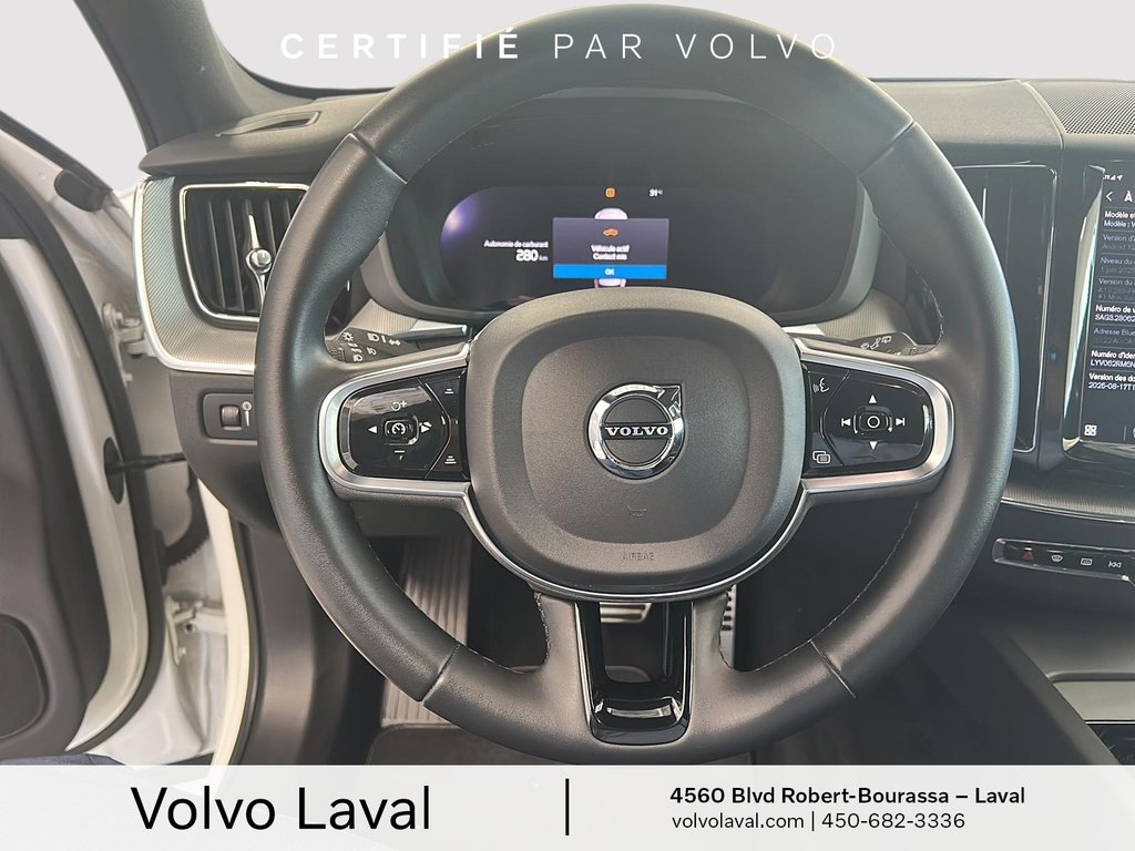 2022 Volvo XC60 R-Design in Laval, Quebec - 12 - w1024h768px