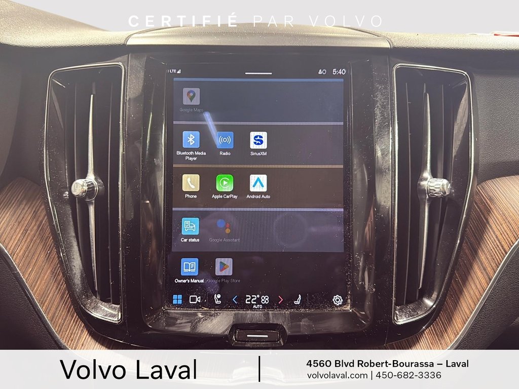 2022 Volvo XC60 Momentum in Laval, Quebec - 14 - w1024h768px
