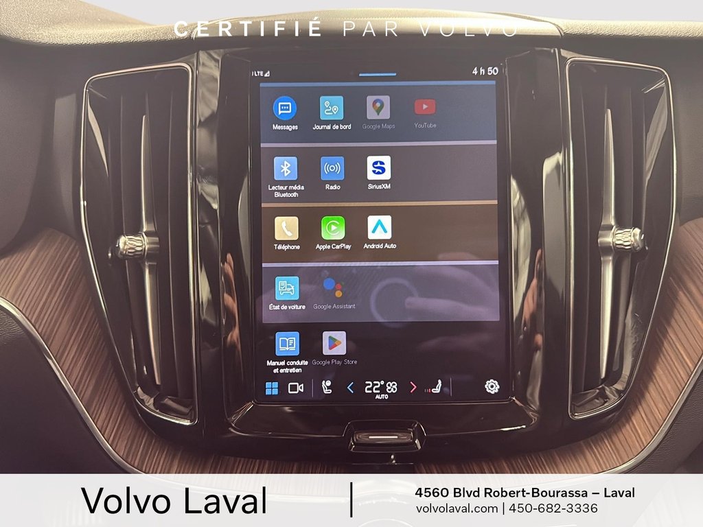 2022 Volvo XC60 Momentum in Laval, Quebec - 13 - w1024h768px