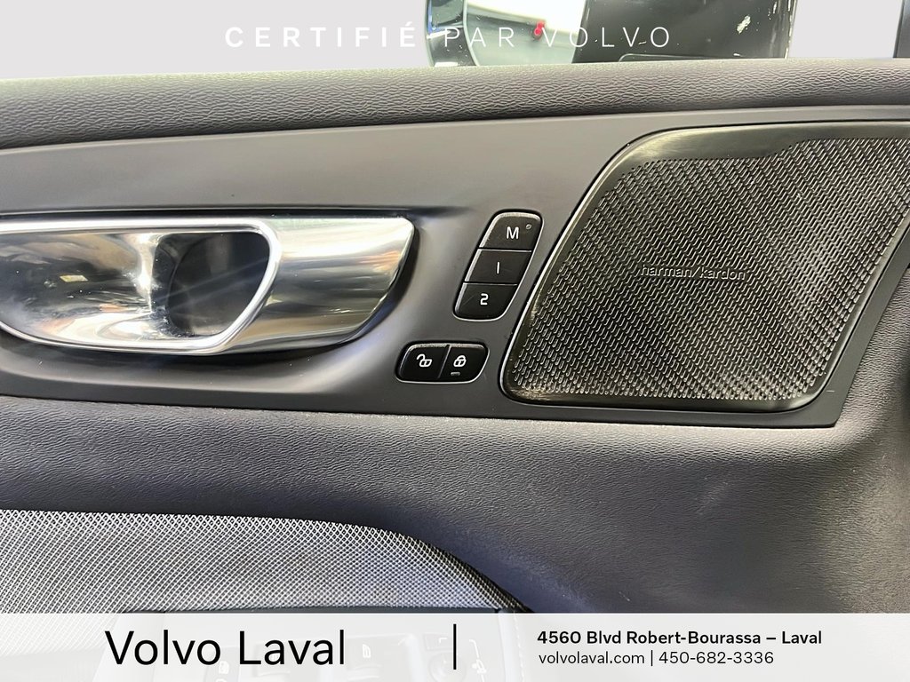 Volvo XC60 R-Design 2022 à Brossard, Québec - 11 - w1024h768px