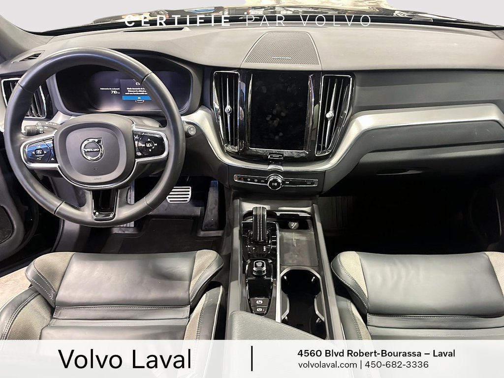 Volvo XC60 R-Design 2022 à Brossard, Québec - 10 - w1024h768px