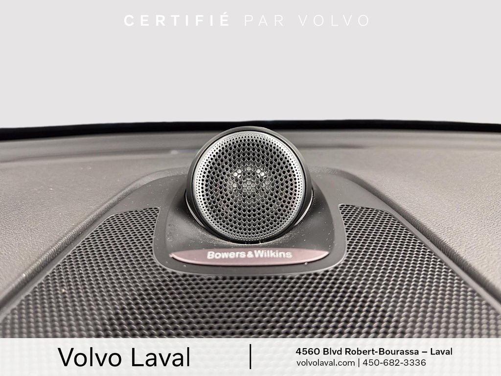 Volvo XC60 R-Design 2022 à Brossard, Québec - 19 - w1024h768px
