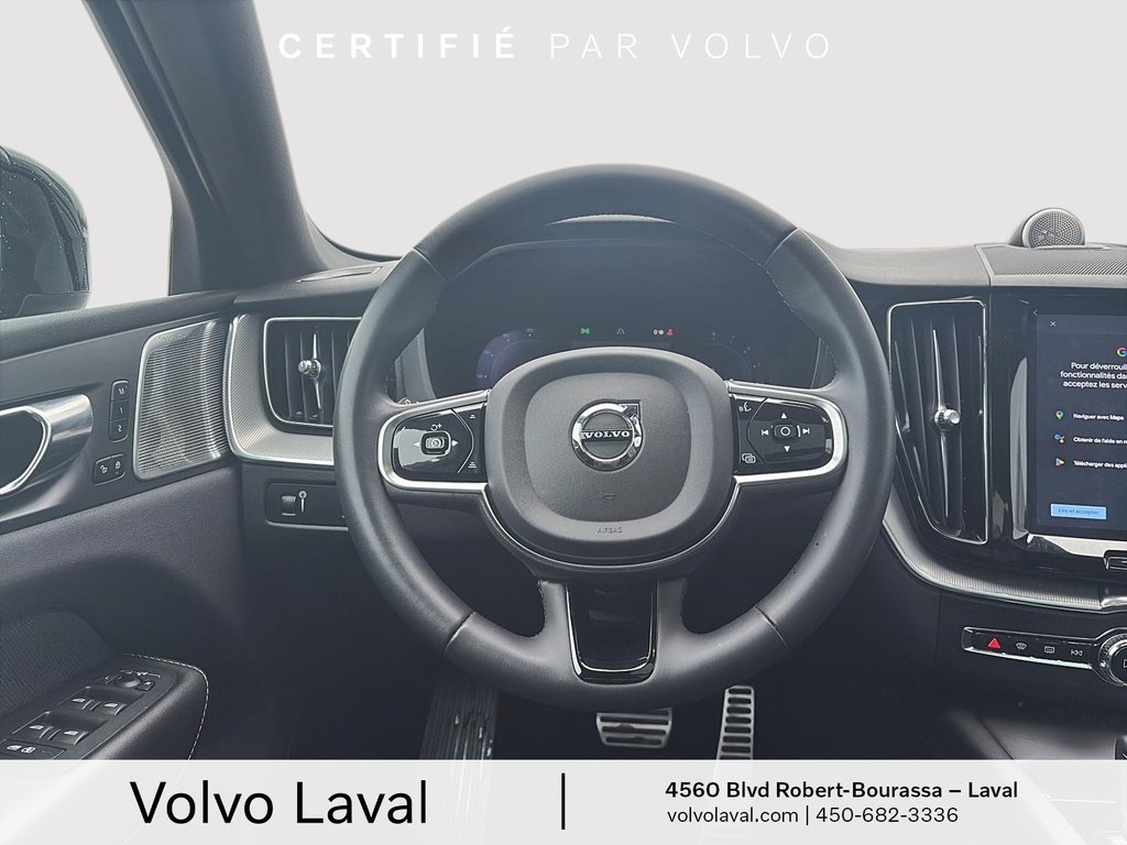 Volvo XC60 R-Design 2022 à Brossard, Québec - 11 - w1024h768px