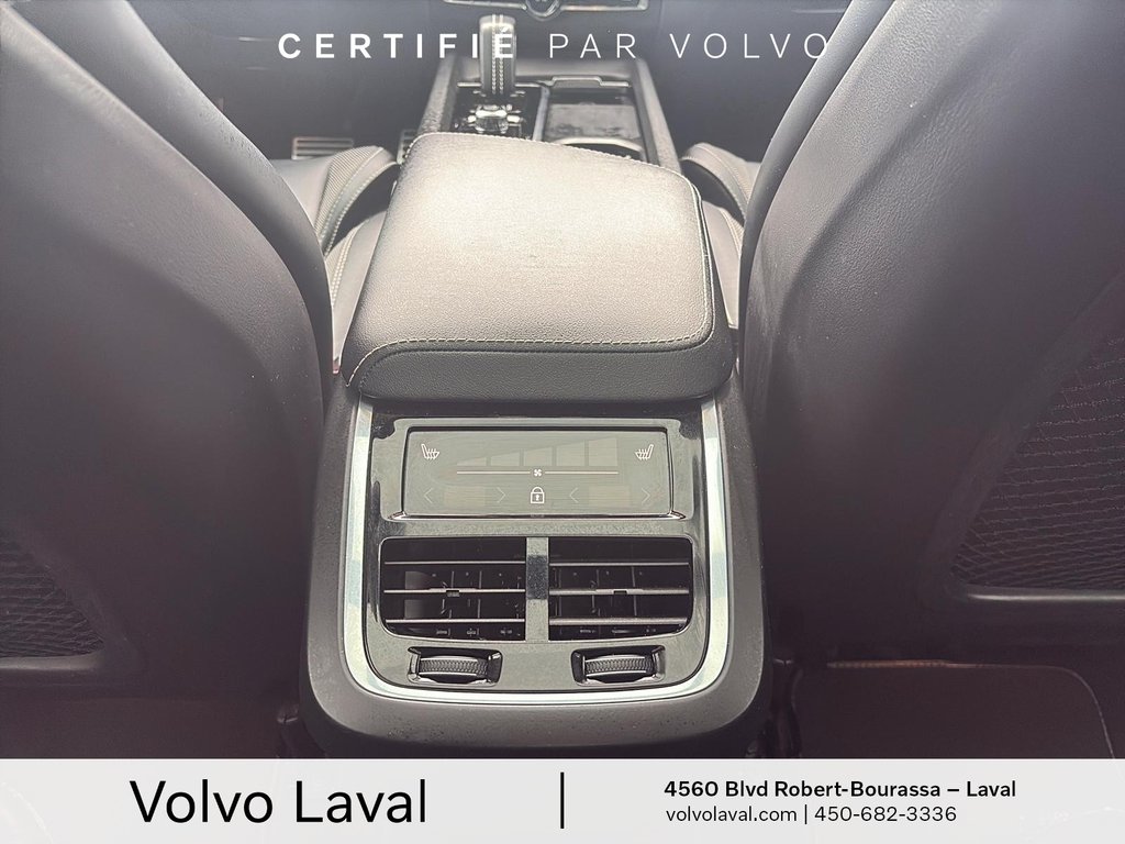 Volvo XC60 R-Design 2022 à Brossard, Québec - 10 - w1024h768px