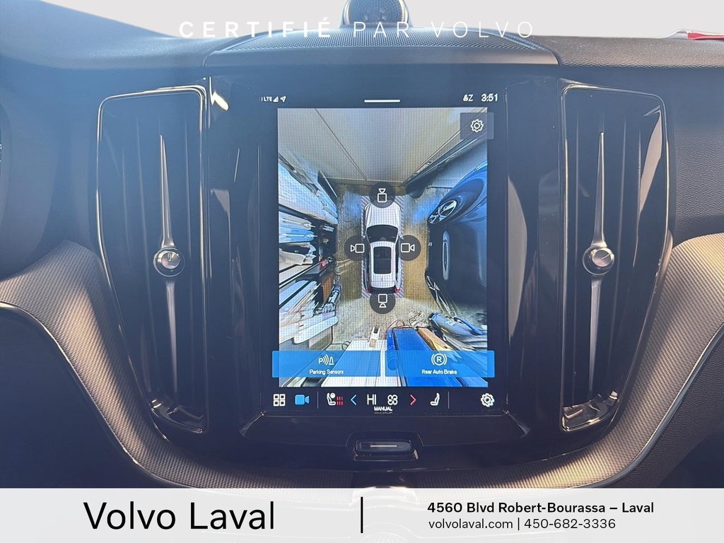 Volvo XC60 R-Design 2022 à Brossard, Québec - 14 - w1024h768px