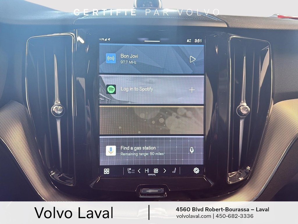 Volvo XC60 R-Design 2022 à Brossard, Québec - 12 - w1024h768px