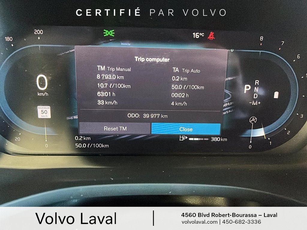 Volvo XC60 R-Design 2022 à Brossard, Québec - 12 - w1024h768px