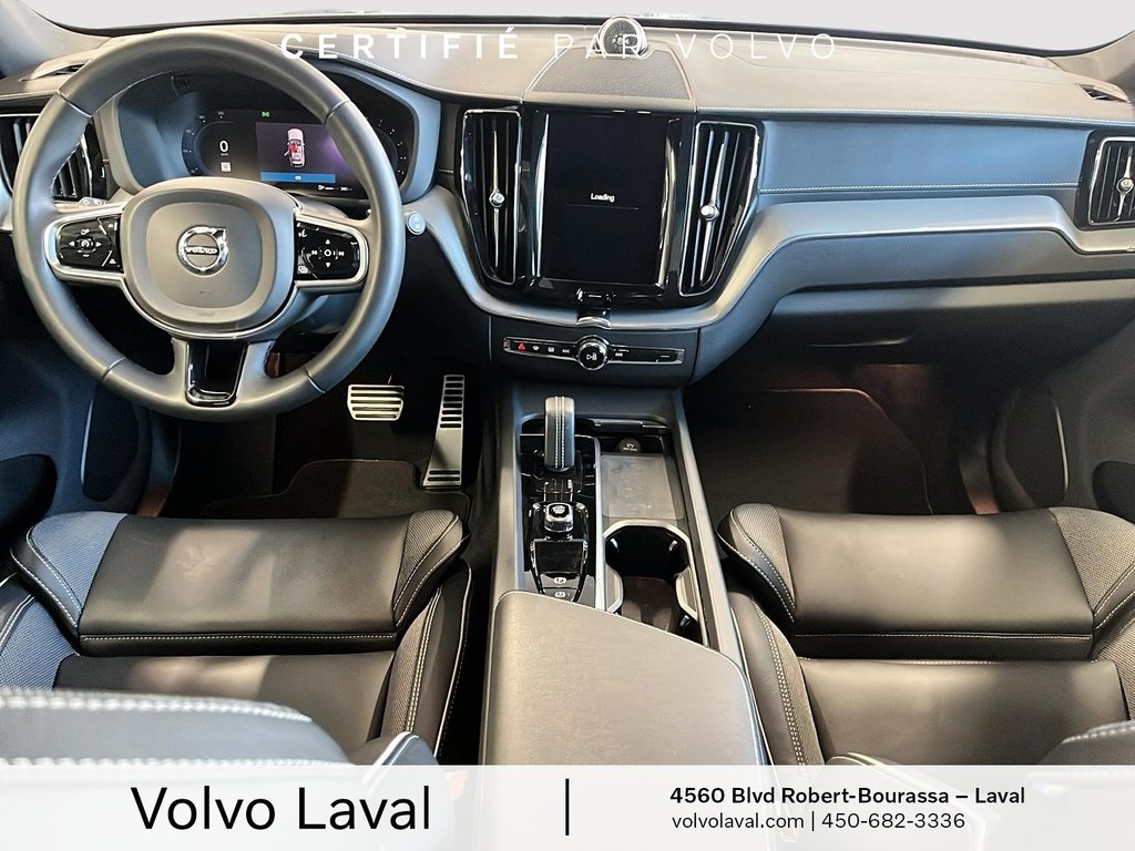 Volvo XC60 R-Design 2022 à Brossard, Québec - 10 - w1024h768px