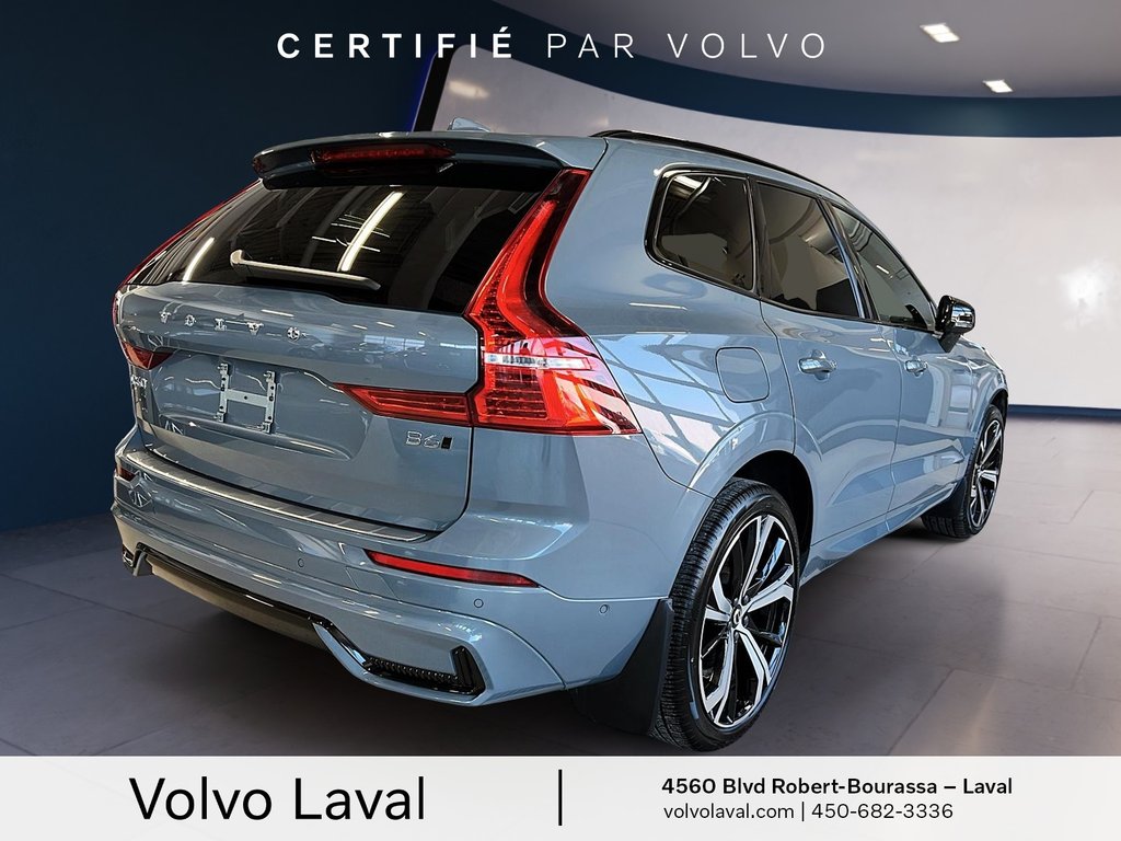 Volvo XC60 R-Design 2022 à Brossard, Québec - 7 - w1024h768px