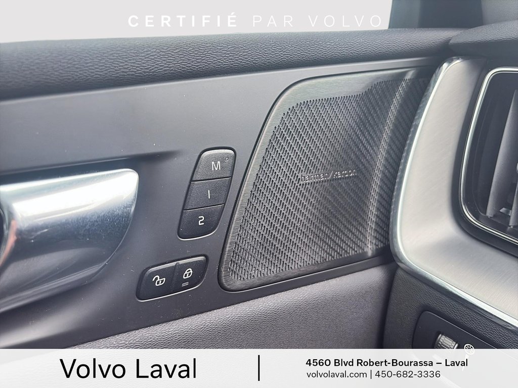 Volvo XC60 Momentum 2022 à Laval, Québec - 26 - w1024h768px
