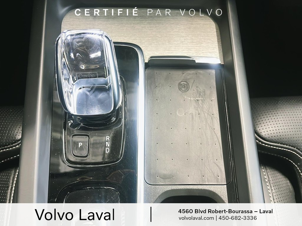 2022 Volvo XC60 Inscription in Brossard, Quebec - 16 - w1024h768px