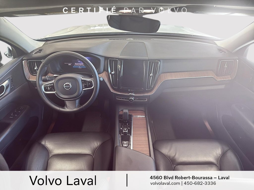2023 Volvo XC60 Plus Dark Theme in Laval, Quebec - 10 - w1024h768px