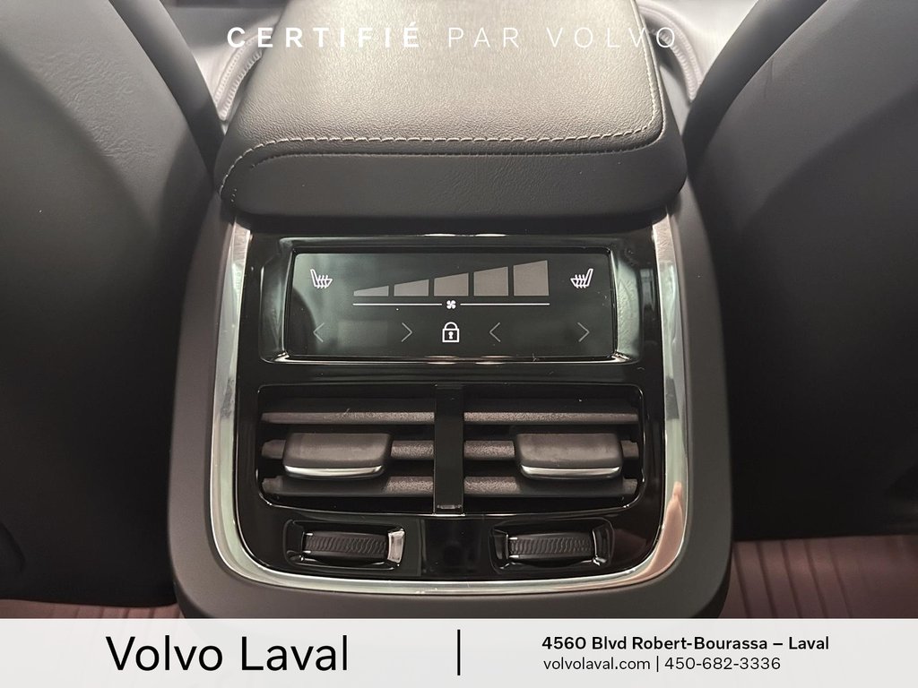 Volvo XC60 Ultimate Bright Theme 2023 à Laval, Québec - 11 - w1024h768px