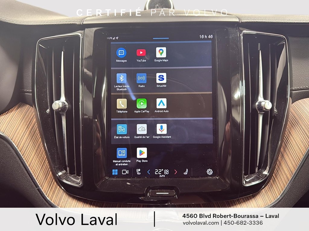Volvo XC60 Ultimate Bright Theme 2023 à Laval, Québec - 17 - w1024h768px